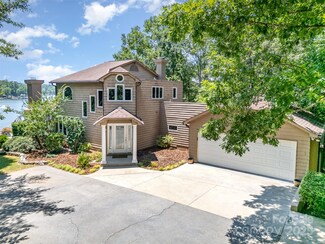 5 Hidden Cove Ln, Clover, SC 29710