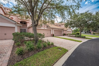 1323 Gilford Point Ln, Davenport, FL 33896