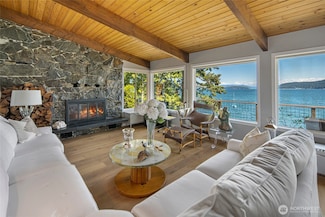 162 Sea Ranch Rd, Lopez Island, WA 98261