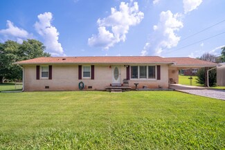 502 Budd St, Saint Joseph, TN 38481
