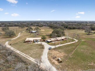 4670 N Us Highway 281, Pleasanton, TX 78064