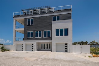 2 4th Ave N, Indian Rocks Beach, FL 33785