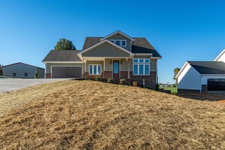 1525 W College St, Jonesborough, TN 37659