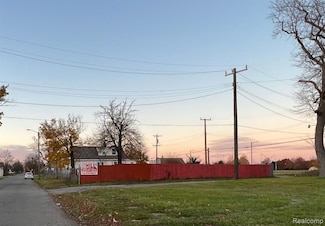 9052 Delmar St, Detroit, MI 48211