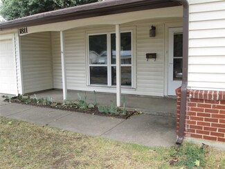 1811 Ridgewood St, Irving, TX 75062