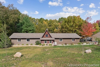 2697 N 176th Ave, Walkerville, MI 49459