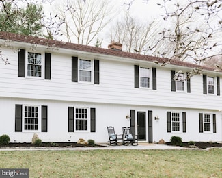 3304 Heritage Dr, Wilmington, DE 19808