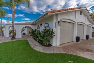 22046 San Joaquin Dr W, Canyon Lake, CA 92587
