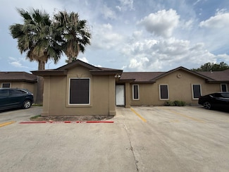 506 Shiloh Dr Unit 32, Laredo, TX 78045