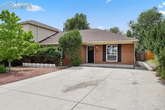 79 W Old Broadmoor Rd, Colorado Springs, CO 80906