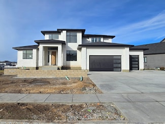 1566 Pheasant Meadow Dr, Kaysville, UT 84037