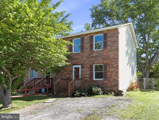 104 Woodridge Ct, Stephens City, VA 22655