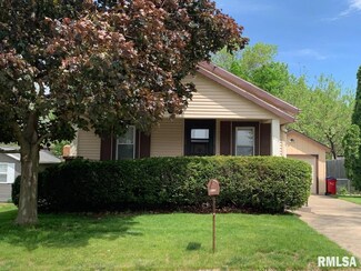 619 E Sciota Ave, Peoria Heights, IL 61616