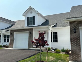 104 Collinswood Dr, Staunton, VA 24401