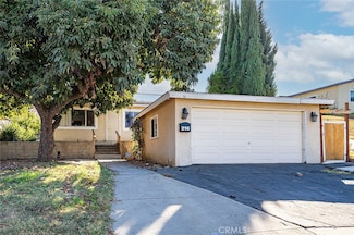 216 S Walnut Ave, Placentia, CA 92870