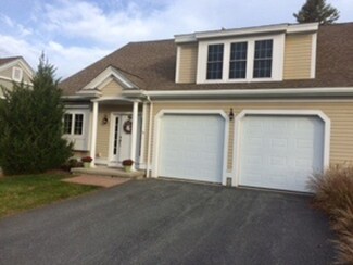 14 Eighth Green Dr Unit 14, Dartmouth, MA 02747