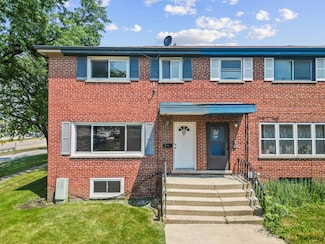 897 W North Ave Unit A, Villa Park, IL 60181