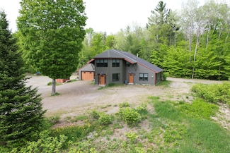1006 Red Stallion Dr Unit 6, Carrabassett Valley, ME 04947