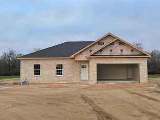 1222 W Cook Rd, Dothan, AL 36301