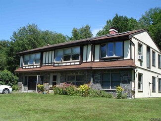 973 Route 32, Chatham, NY 12037