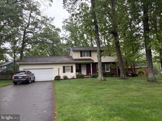 2219 Sanford Dr, Vineland, NJ 08361