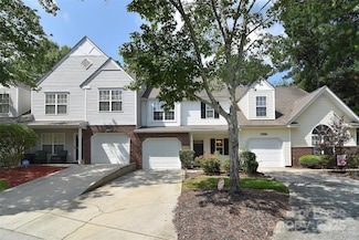 8339 Christmas Ct, Charlotte, NC 28216