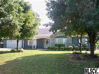 201 Dell Cir, Hudson, NC 28638