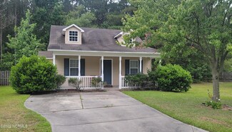 226 Forest Park Dr, New Bern, NC 28562