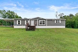 102 Warner Rd, Poplarville, MS 39470
