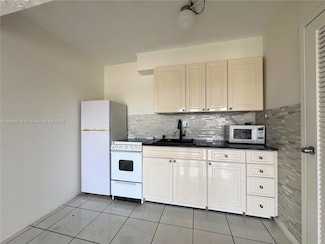 2200 E Hallandale Beach Blvd Unit 603, Hallandale Beach, FL 33009