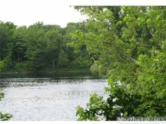 n 1413 Ranch Rd, Holcombe, WI 54745