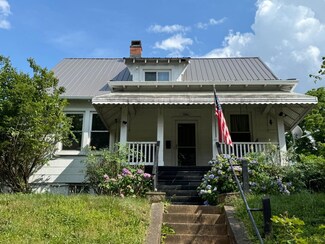 1896 Seabury Ave, Lynchburg, VA 24501