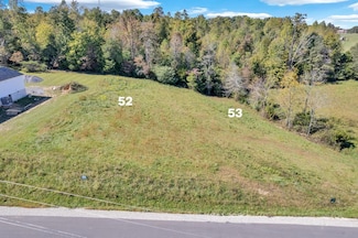 2600 Whispering Oaks Ln, Cookeville, TN 38501