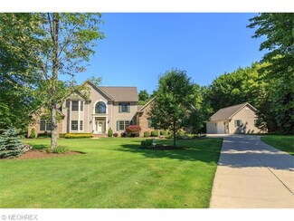 13555 Wildflower Cir, Novelty, OH 44072