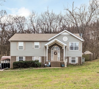 2077 Powell Dr, Culleoka, TN 38451