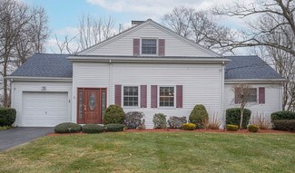 305 Central St, Avon, MA 02322