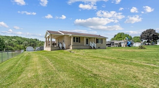 135 Irvin St, Brisbin, PA 16620
