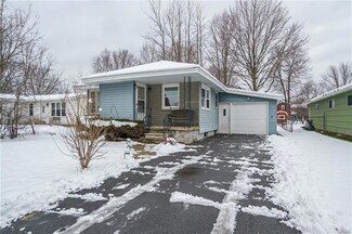 6448 Wembridge Dr, East Syracuse, NY 13057