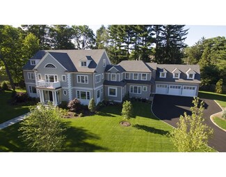 33 Lyman Rd, Chestnut Hill, MA 02467