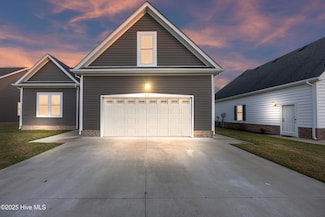 515 Millbrooke Cir, Elizabeth City, NC 27909