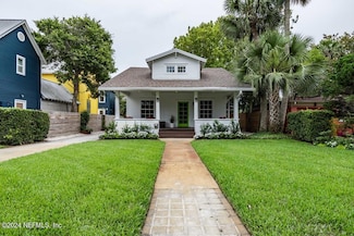 322 6th St, Atlantic Beach, FL 32233