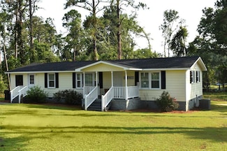 119 Horseshoe Loop, Swainsboro, GA 30401
