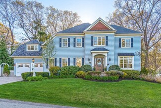 2 River Glen Rd, Wellesley Hills, MA 02481