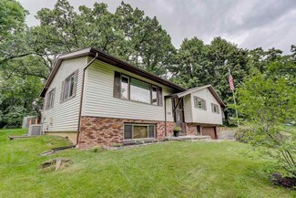 5202 Timber Ln, Mc Farland, WI 53558