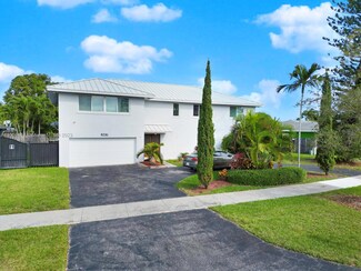 8281 SW 205th St, Cutler Bay, FL 33189