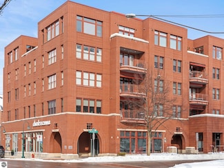 215 Washington St Unit 2F, Traverse City, MI 49684