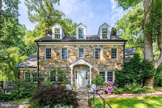 3666 Military Rd, Arlington, VA 22207
