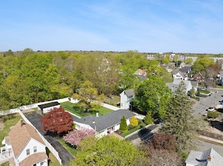 22 Silver St, Whitman, MA 02382