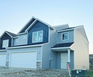 3577 Canal Square Dr, New Haven, IN 46774