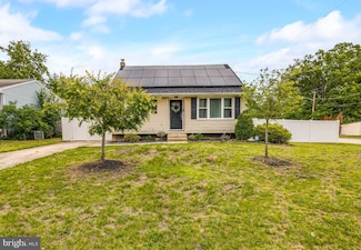 209 Oak Ave, Blackwood, NJ 08012